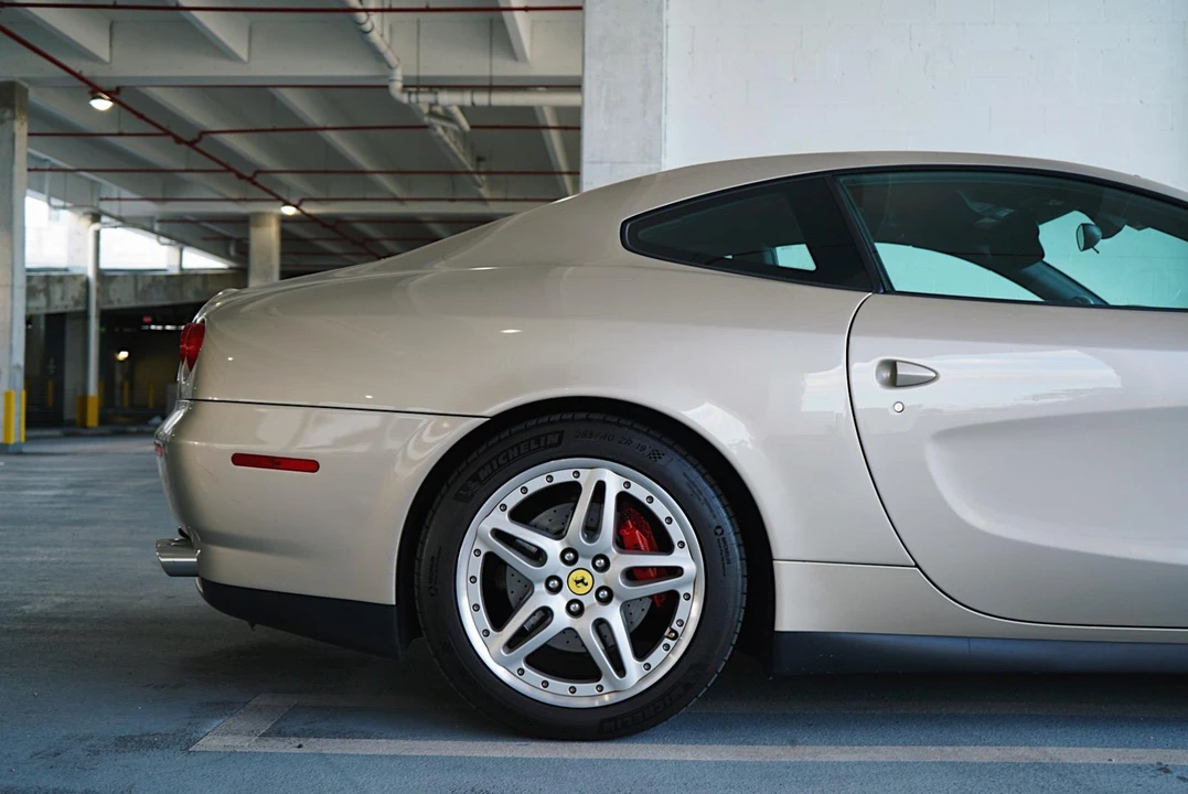 2005 Ferrari 612 - Image 23 of 31