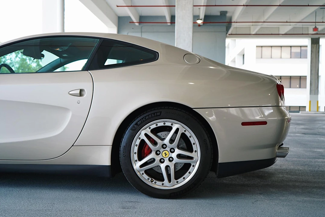 2005 Ferrari 612 - Image 14 of 31