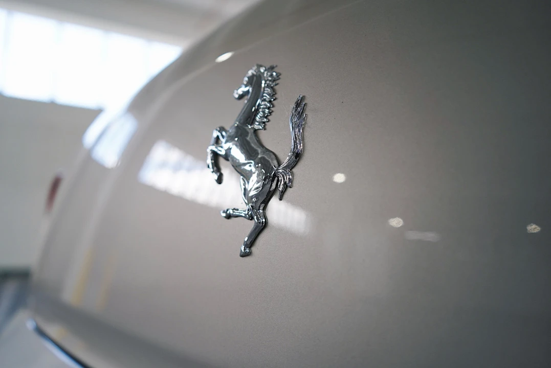 2005 Ferrari 612 - Image 28 of 31
