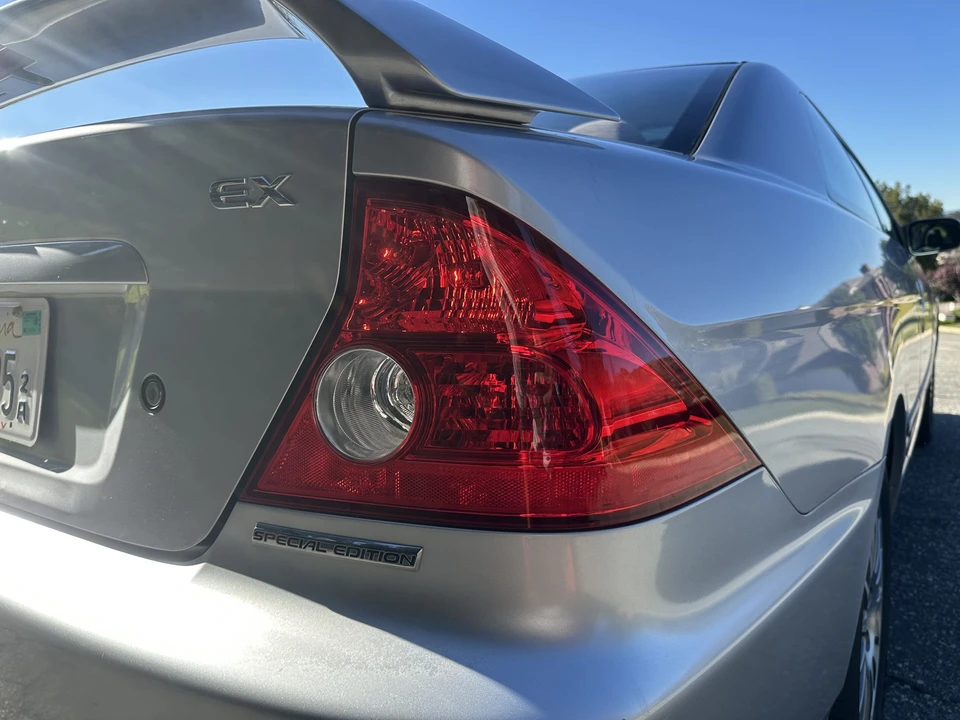 2005 Honda Civic 7th Gen - Image 25 of 31