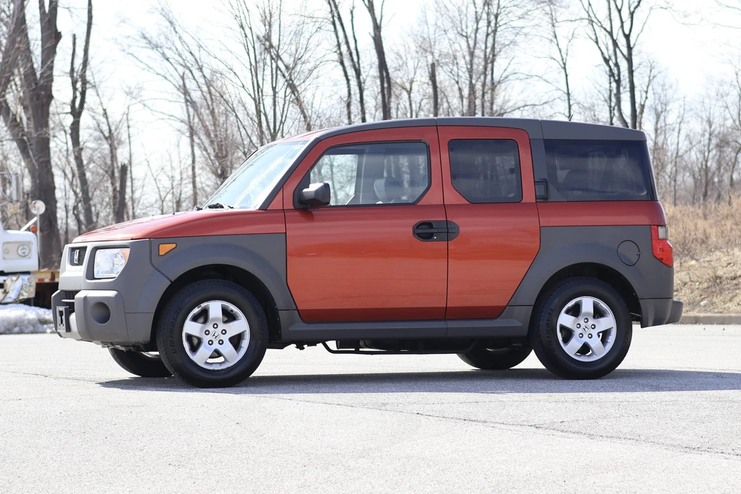 2005 Honda Element - Image 8 of 31