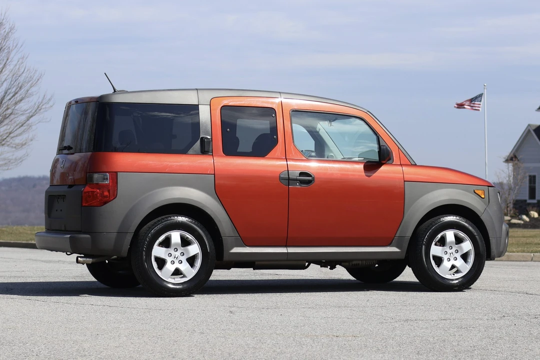 2005 Honda Element - Image 16 of 31