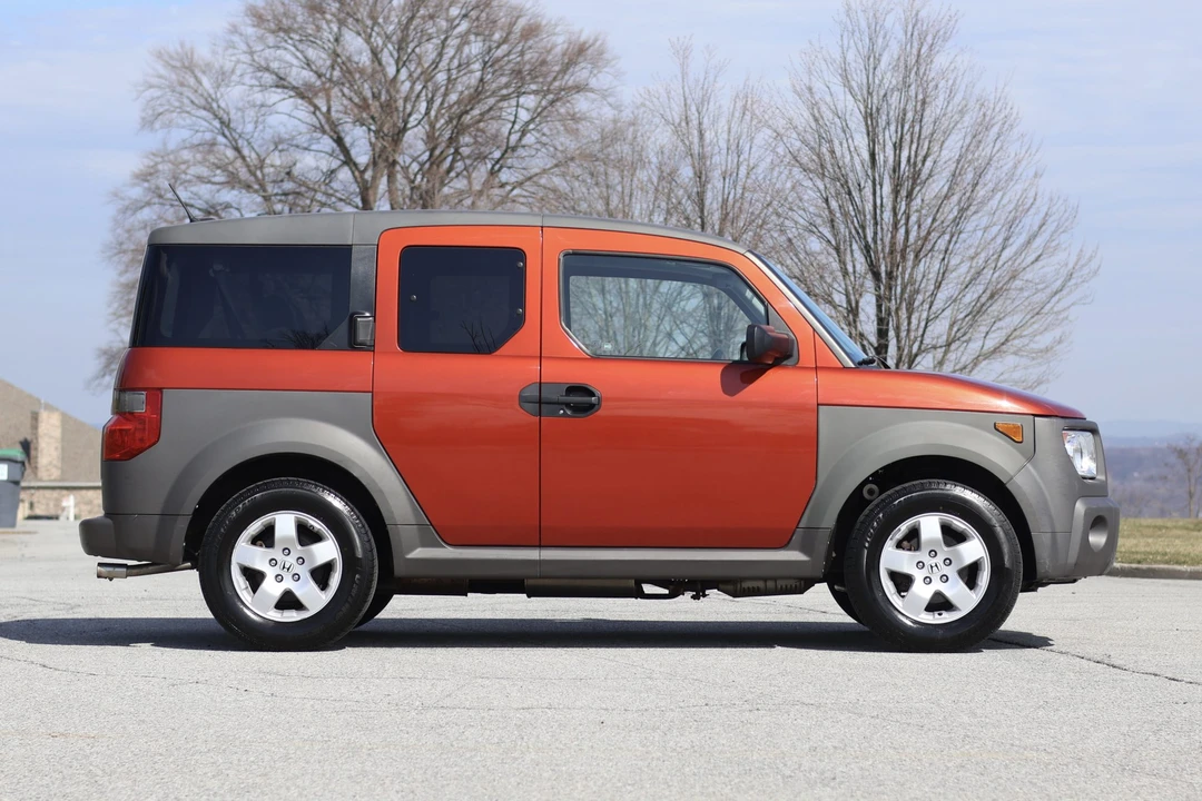 2005 Honda Element - Image 17 of 31