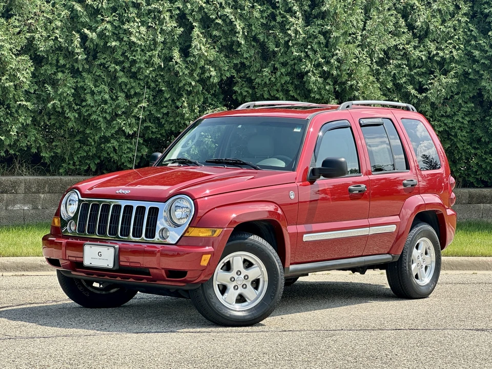 2005 Jeep KJ Liberty - Image 3 of 31