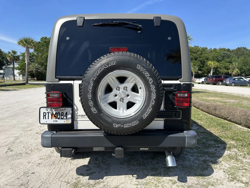 2005 Jeep TJ Wrangler - Image 9 of 31