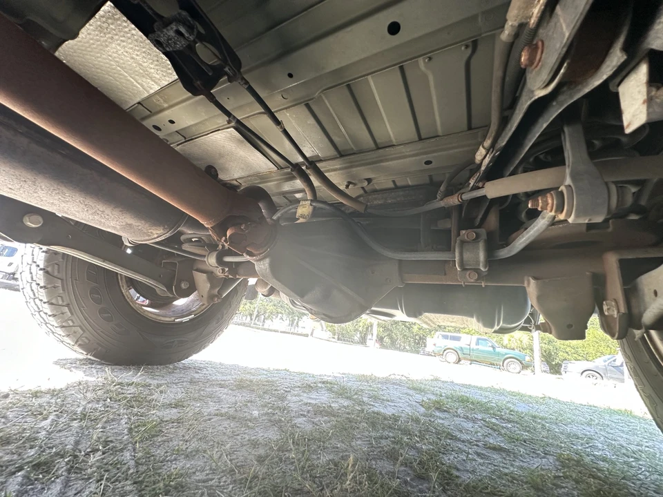 2005 Jeep TJ Wrangler - Image 29 of 31