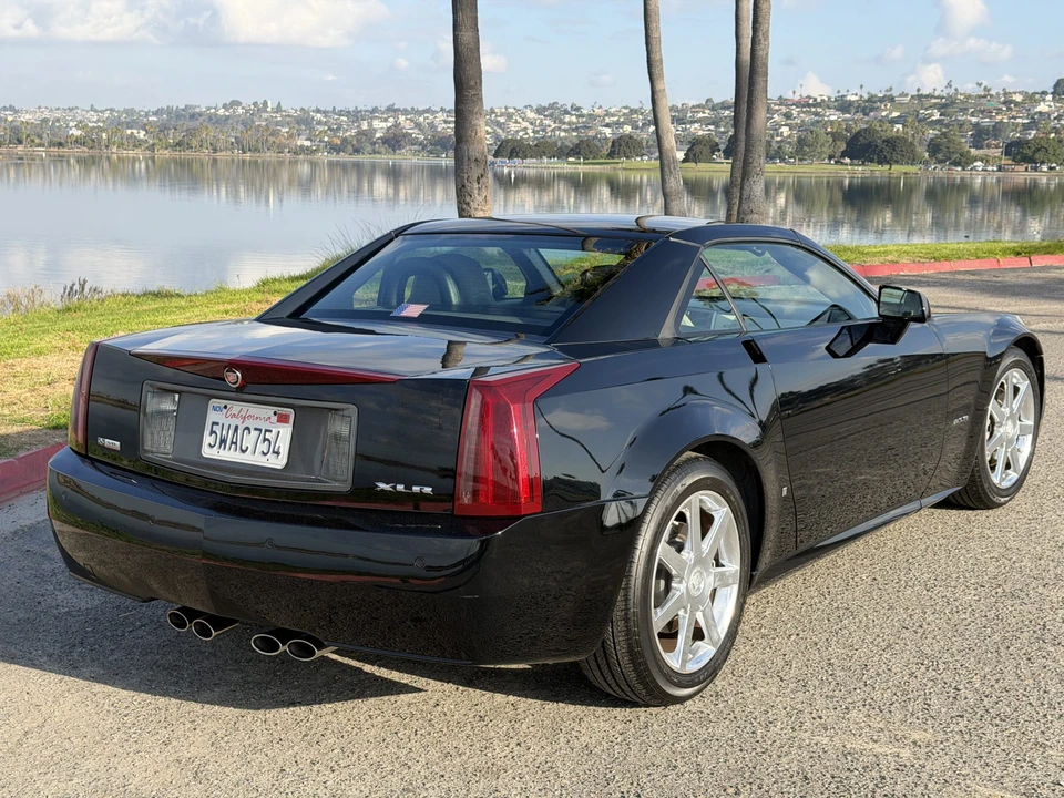 2006 Cadillac XLR - Image 16 of 31