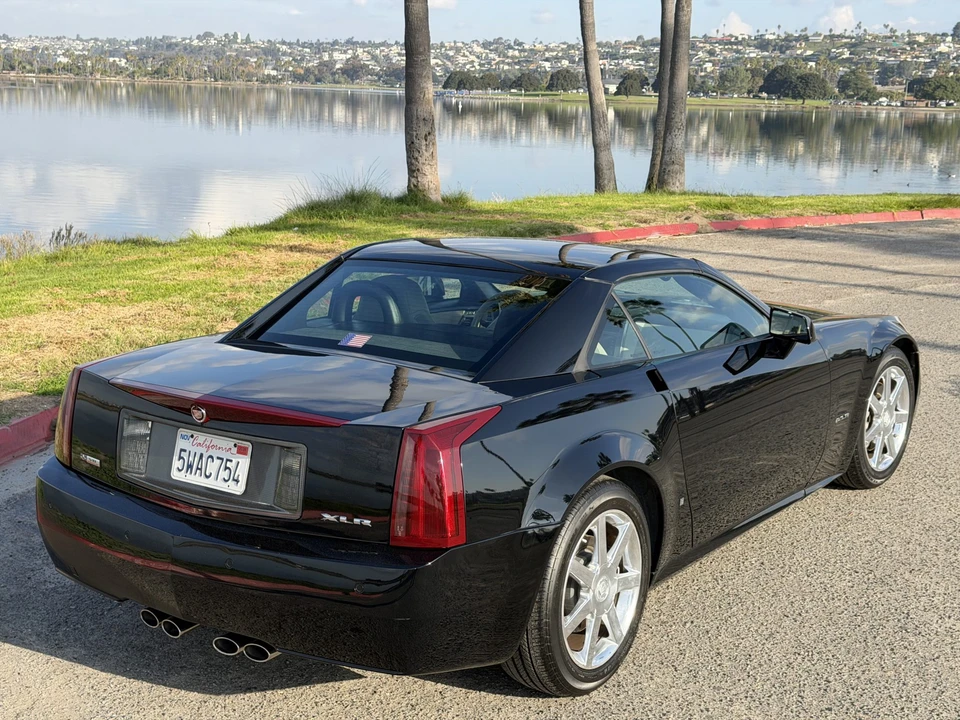 2006 Cadillac XLR - Image 18 of 31