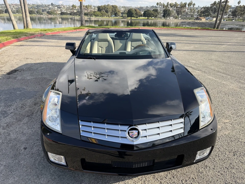 2006 Cadillac XLR - Image 4 of 31