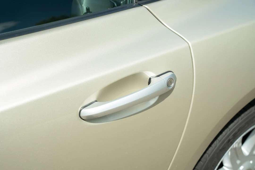 2006 Chrysler Crossfire - Image 22 of 31