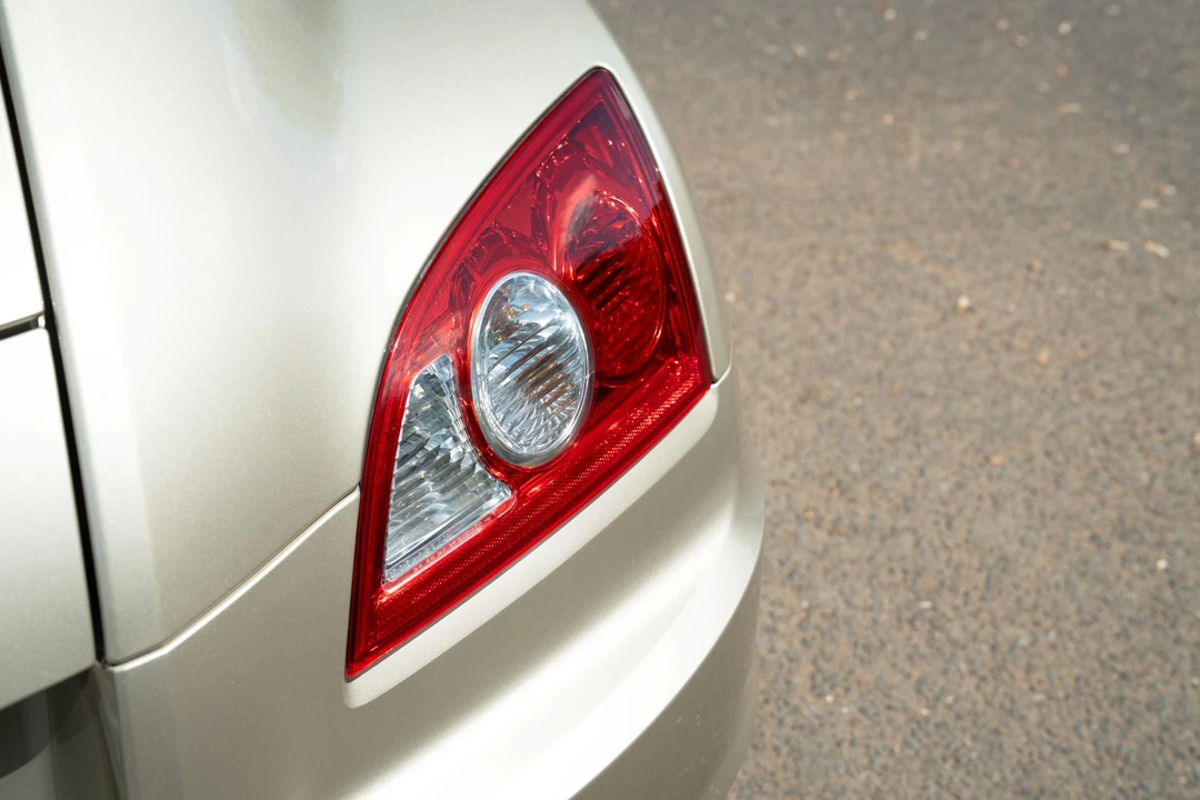 2006 Chrysler Crossfire - Image 30 of 31