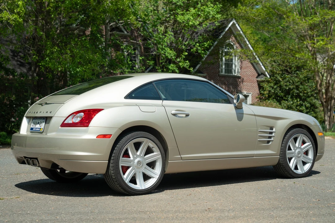 2006 Chrysler Crossfire - Image 5 of 31