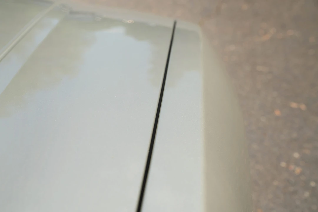 2006 Chrysler Crossfire - Image 17 of 31