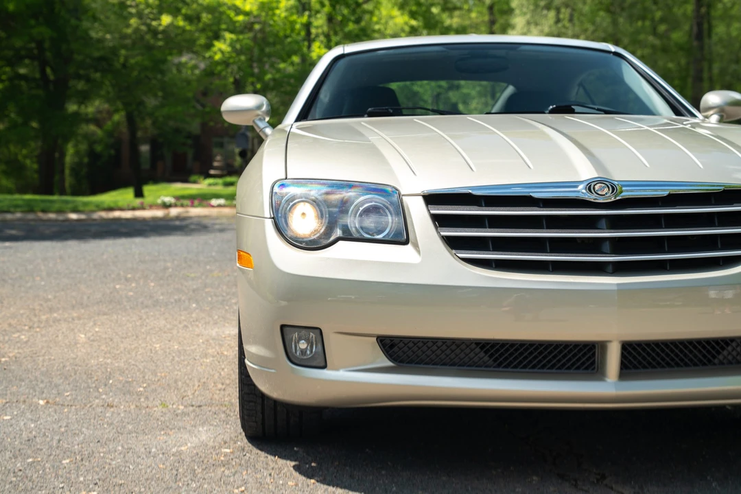 2006 Chrysler Crossfire - Image 10 of 31