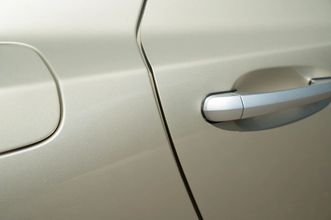 2006 Chrysler Crossfire - Image 23 of 31
