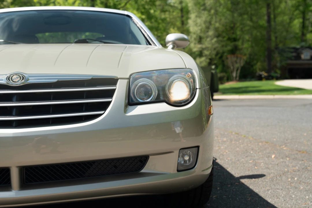 2006 Chrysler Crossfire - Image 11 of 31