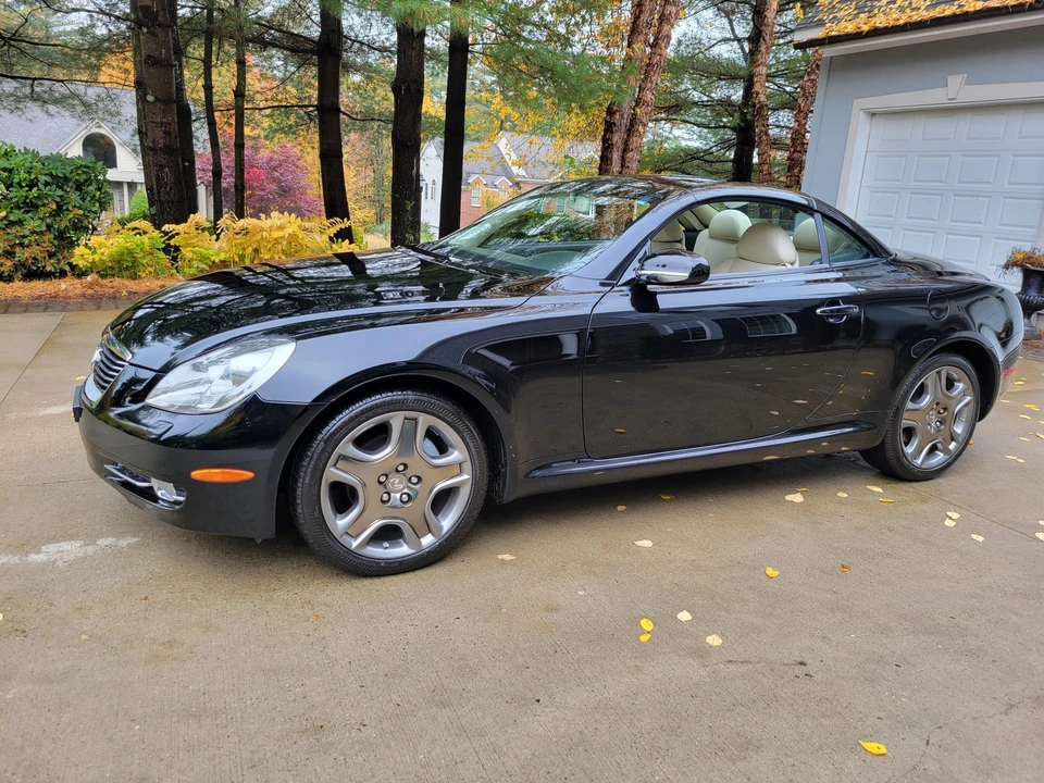 2006 Lexus SC430 - Image 2 of 31