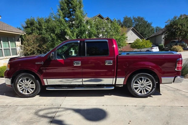 2006 Lincoln Mark LT - Image 3 of 7