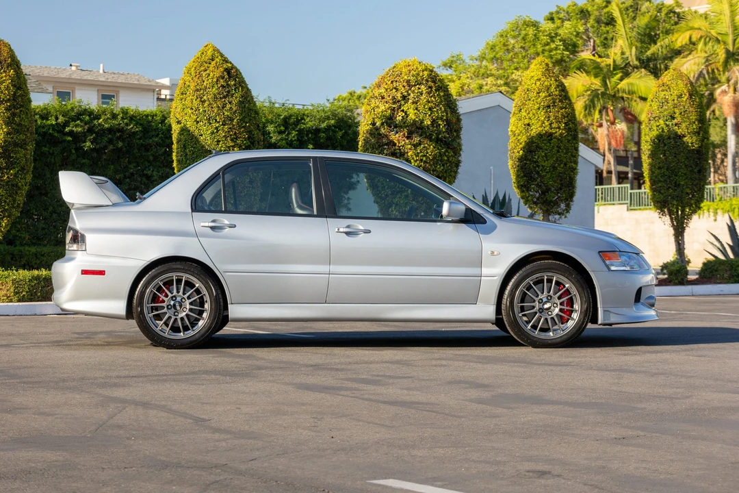 2006 Mitsubishi Lancer Evolution IX 8th Gen - Image 4 of 31