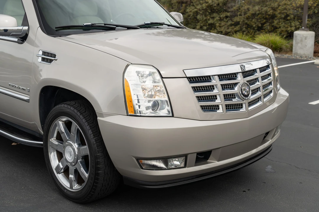 2007 Cadillac Escalade & EXT 3rd Gen - Image 12 of 31