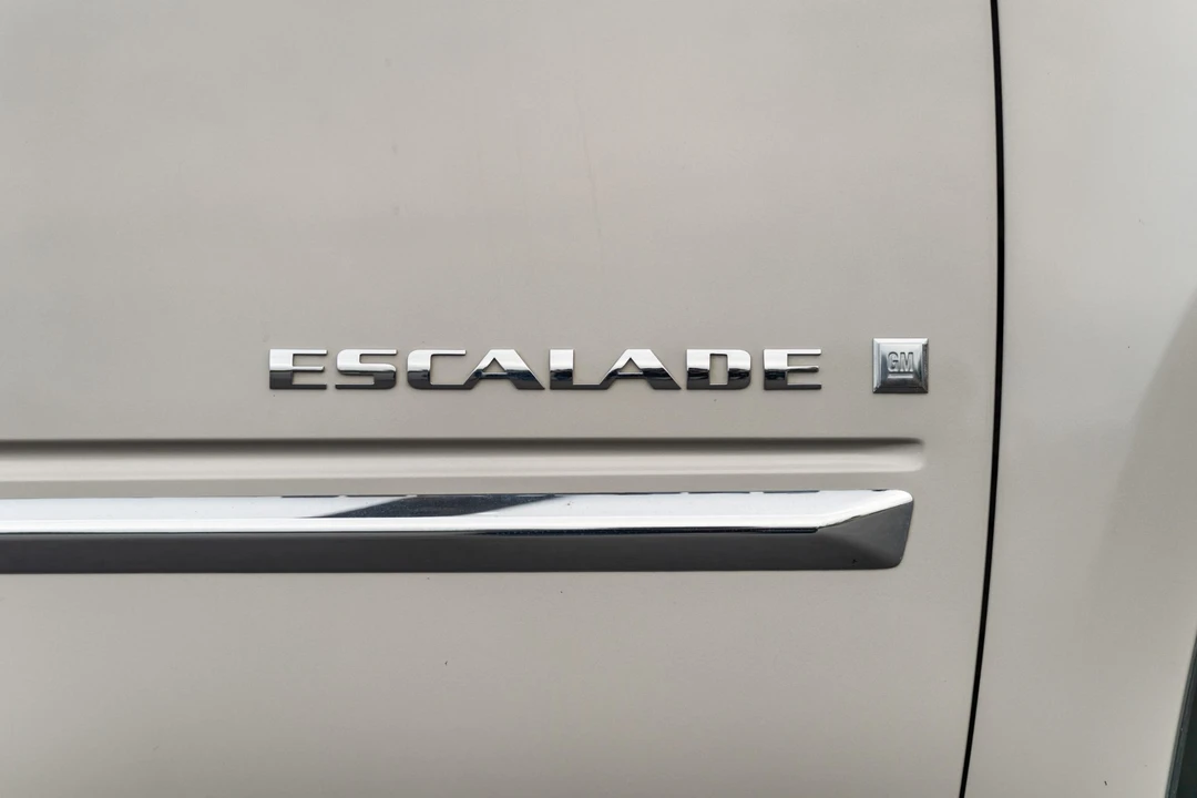 2007 Cadillac Escalade & EXT 3rd Gen - Image 30 of 31
