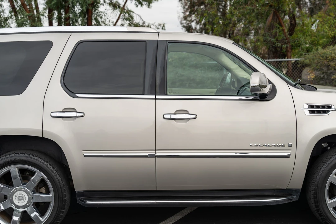 2007 Cadillac Escalade & EXT 3rd Gen - Image 29 of 31