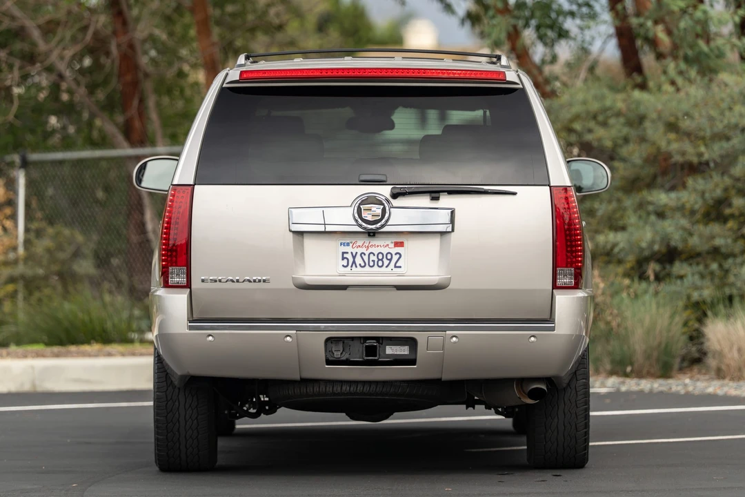 2007 Cadillac Escalade & EXT 3rd Gen - Image 8 of 31