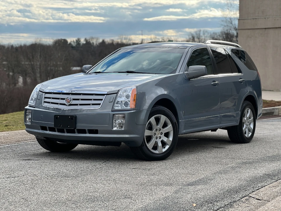 2007 Cadillac SRX - Image 8 of 31