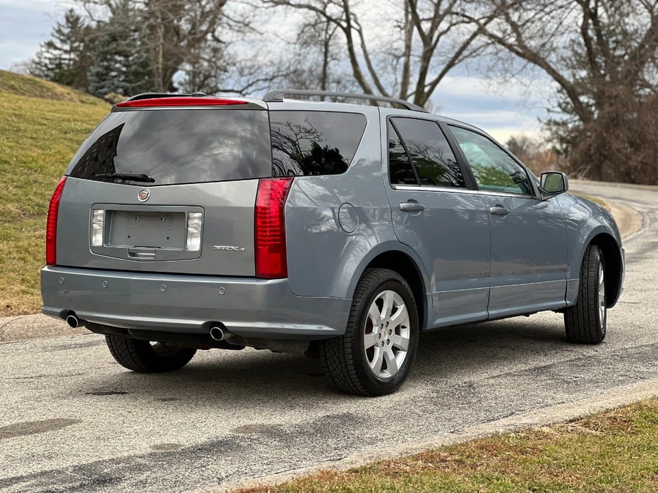 2007 Cadillac SRX - Image 29 of 31