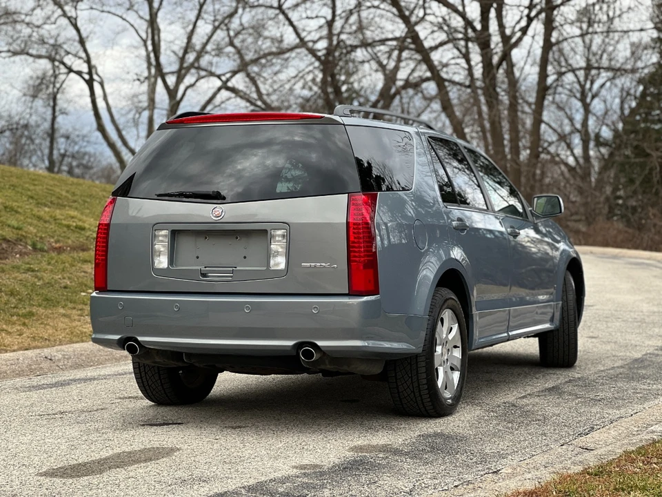 2007 Cadillac SRX - Image 27 of 31