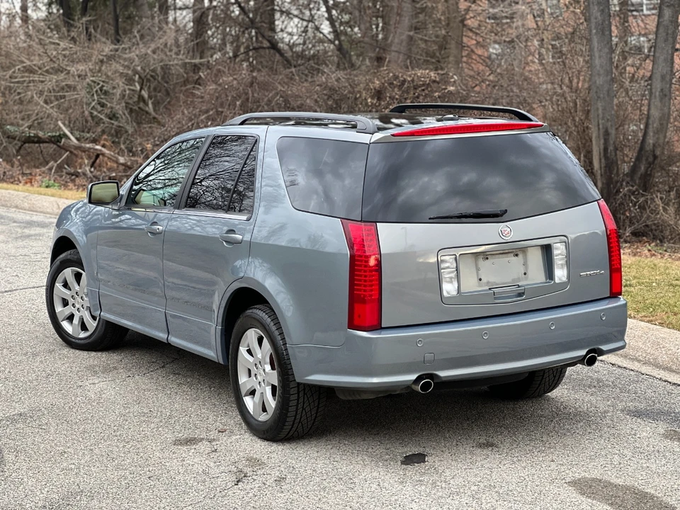 2007 Cadillac SRX - Image 18 of 31