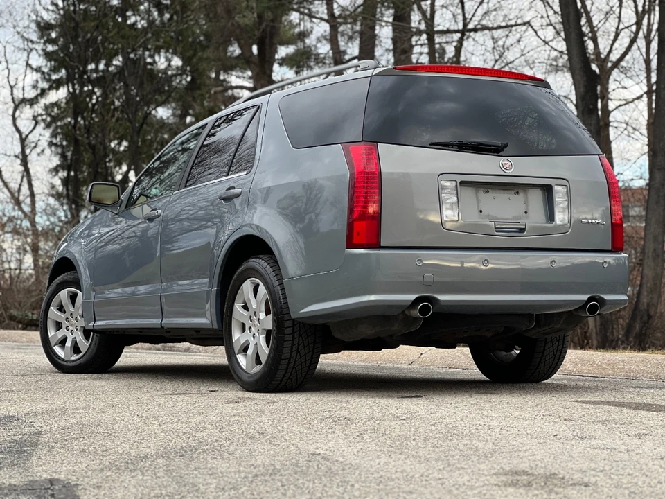 2007 Cadillac SRX - Image 20 of 31