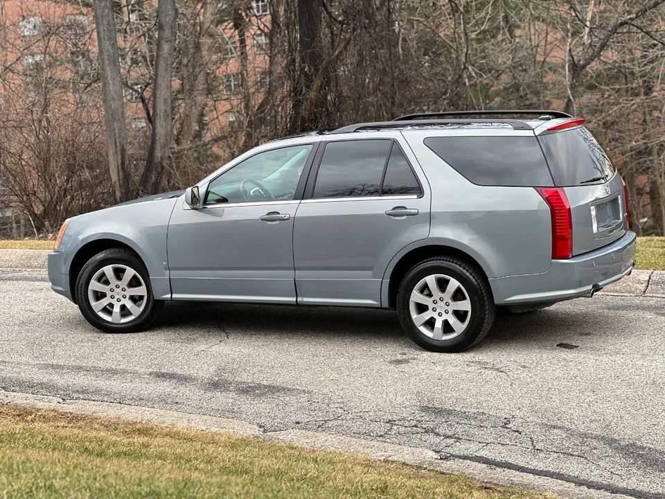 2007 Cadillac SRX - Image 15 of 31