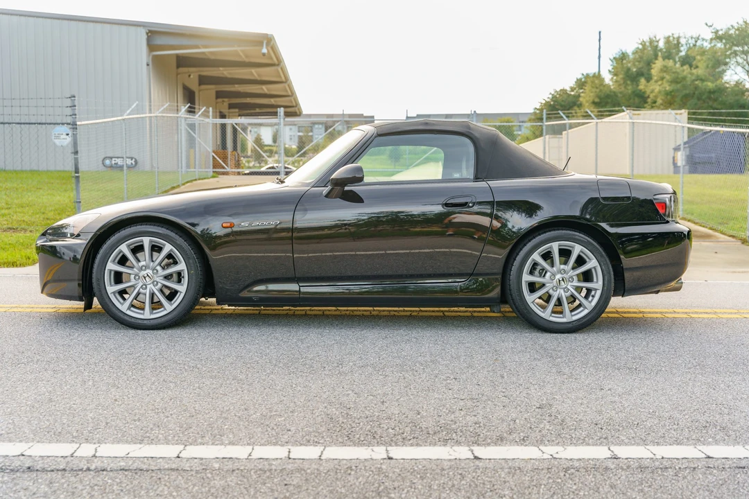 2007 Honda AP2 S2000 - Image 3 of 31