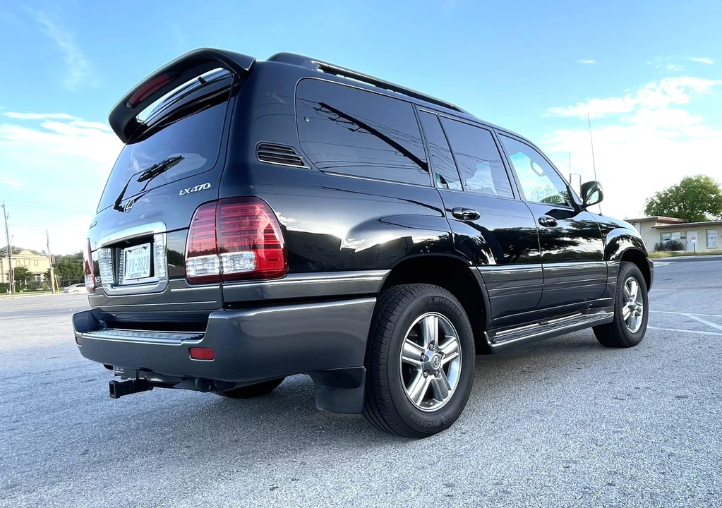 2007 Lexus LX 2nd Gen - Image 9 of 31