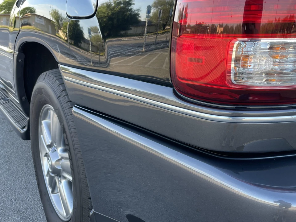 2007 Lexus LX 2nd Gen - Image 26 of 31