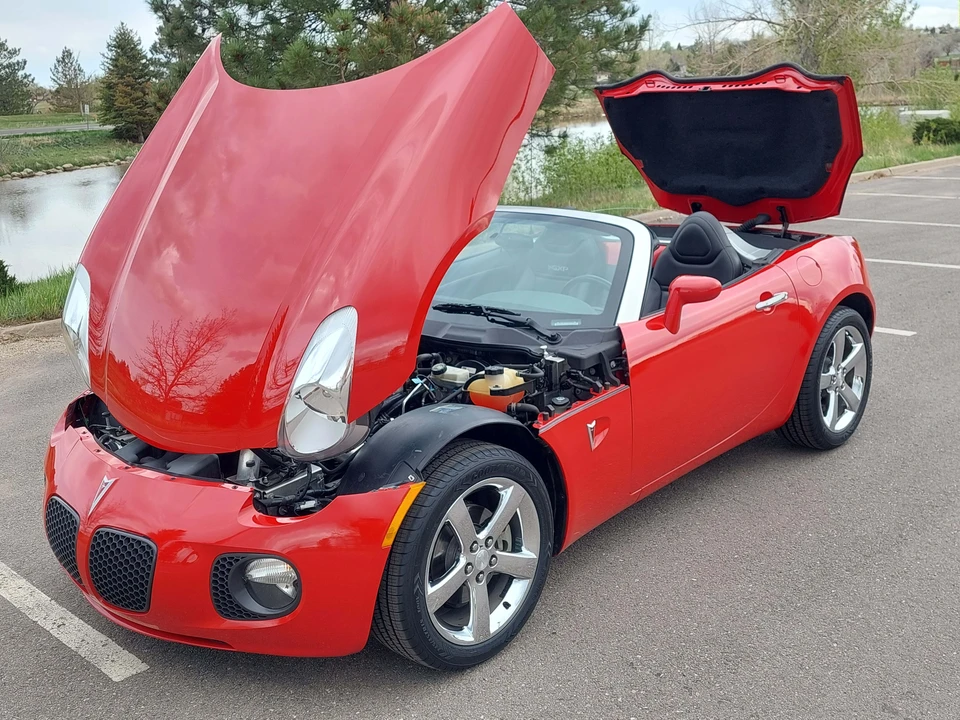 2007 Pontiac Solstice GXP - Image 11 of 31
