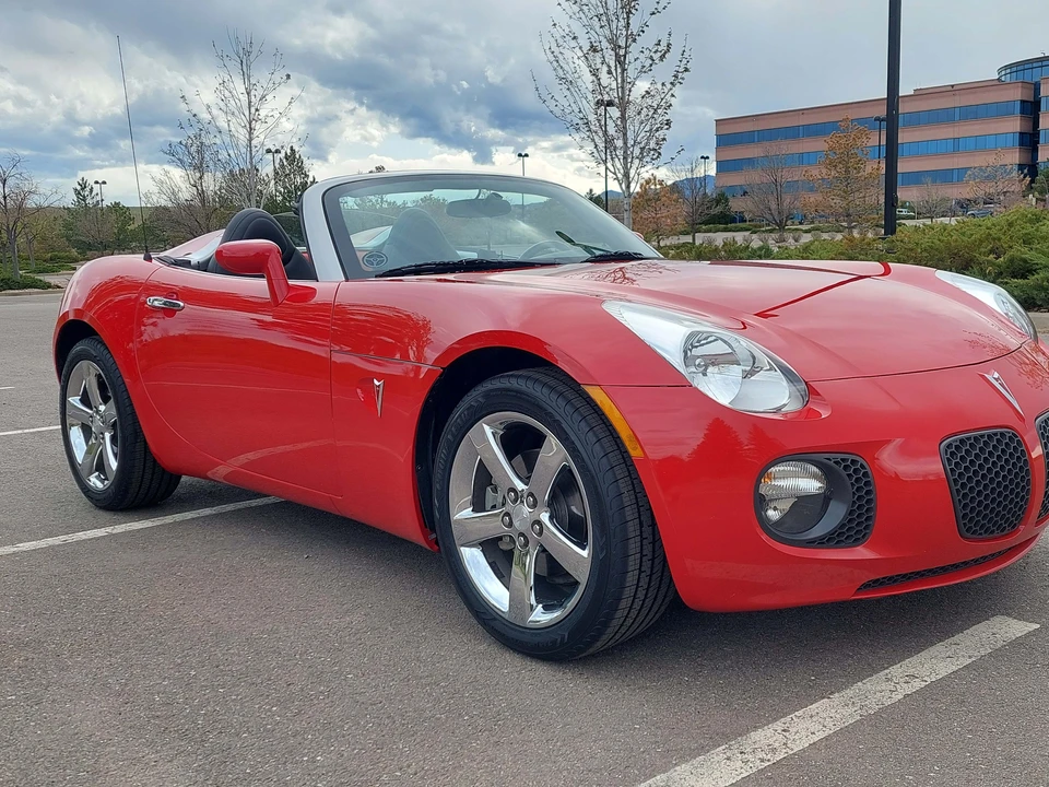 2007 Pontiac Solstice GXP - Image 13 of 31