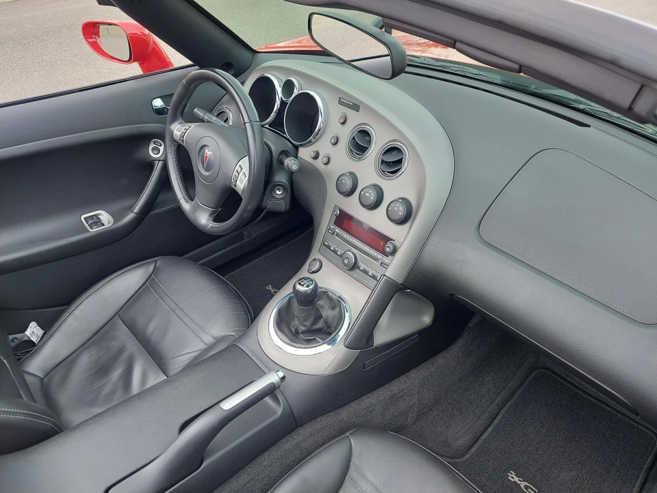 2007 Pontiac Solstice GXP - Image 21 of 31