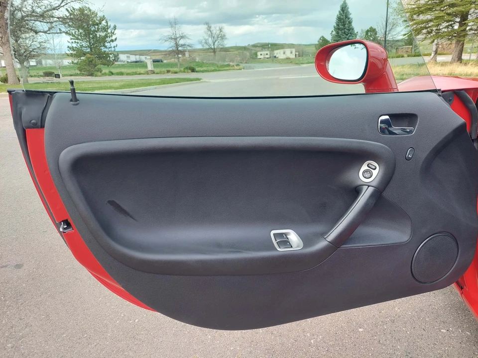 2007 Pontiac Solstice GXP - Image 27 of 31