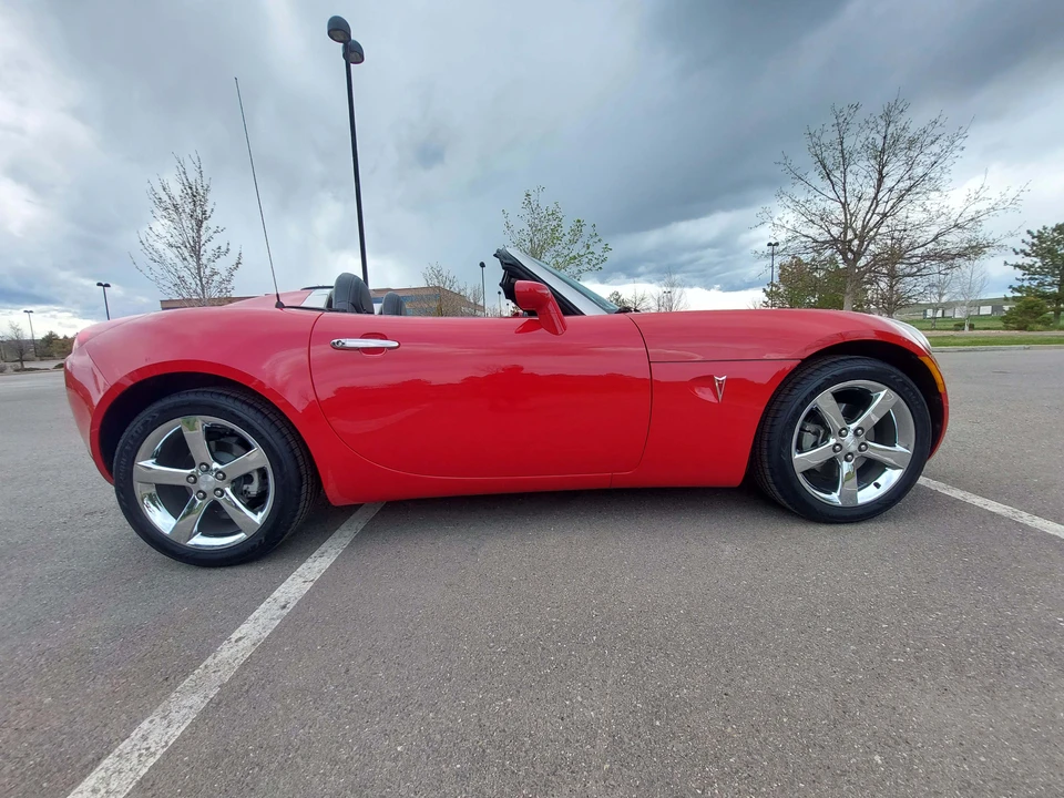 2007 Pontiac Solstice GXP - Image 4 of 31