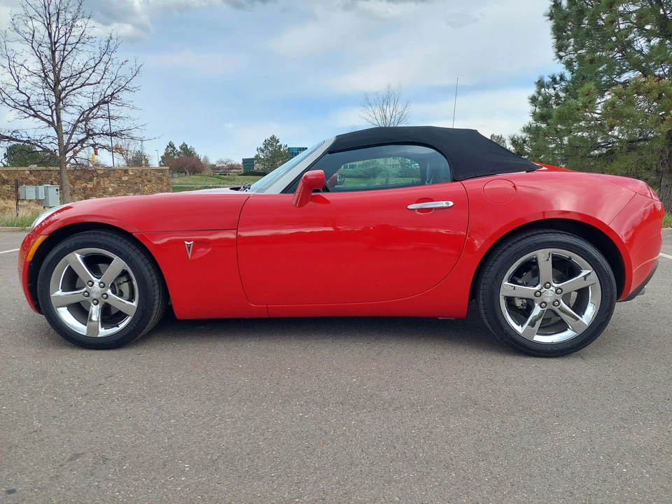 2007 Pontiac Solstice GXP - Image 7 of 31