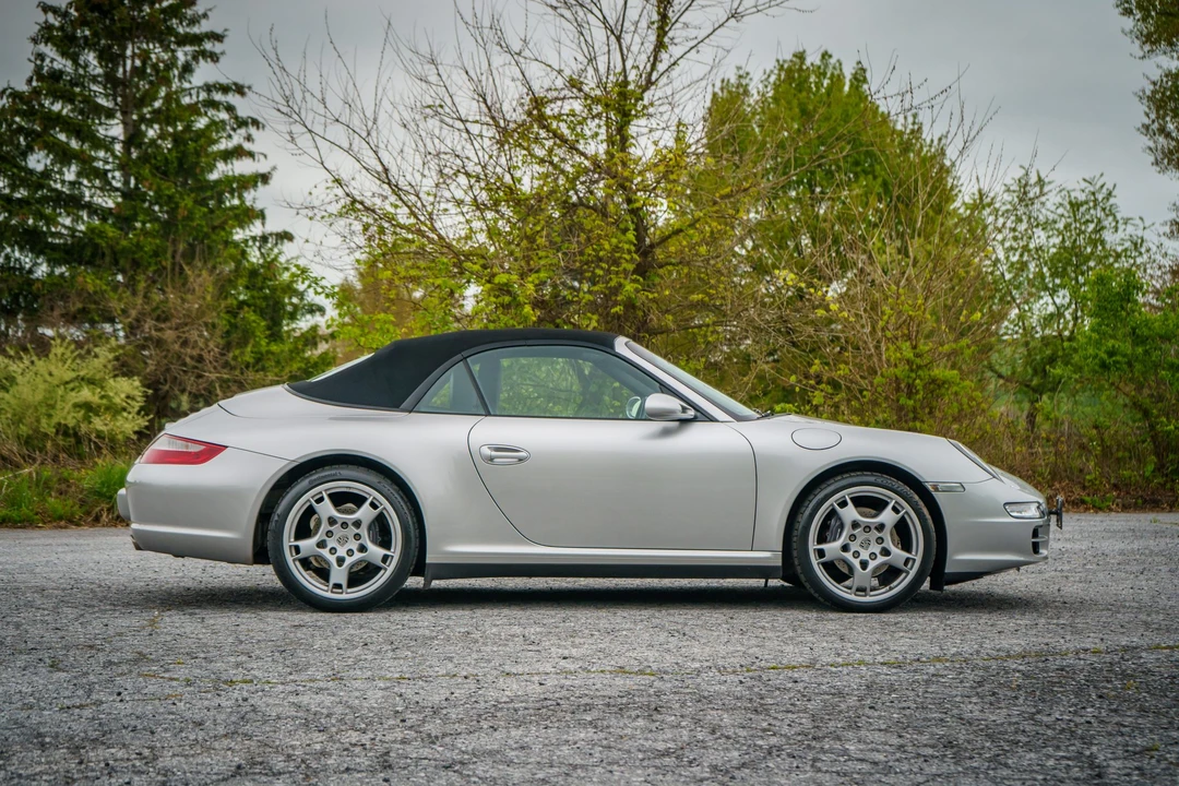 2007 Porsche 997 Carrera 4 - Image 13 of 31