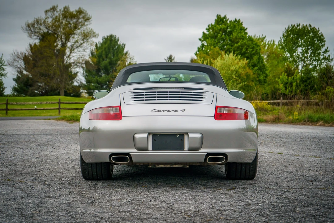 2007 Porsche 997 Carrera 4 - Image 8 of 31