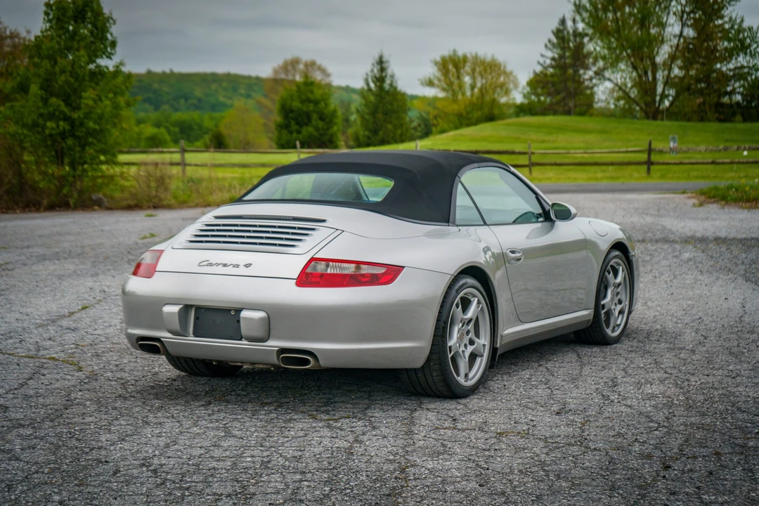 2007 Porsche 997 Carrera 4 - Image 12 of 31