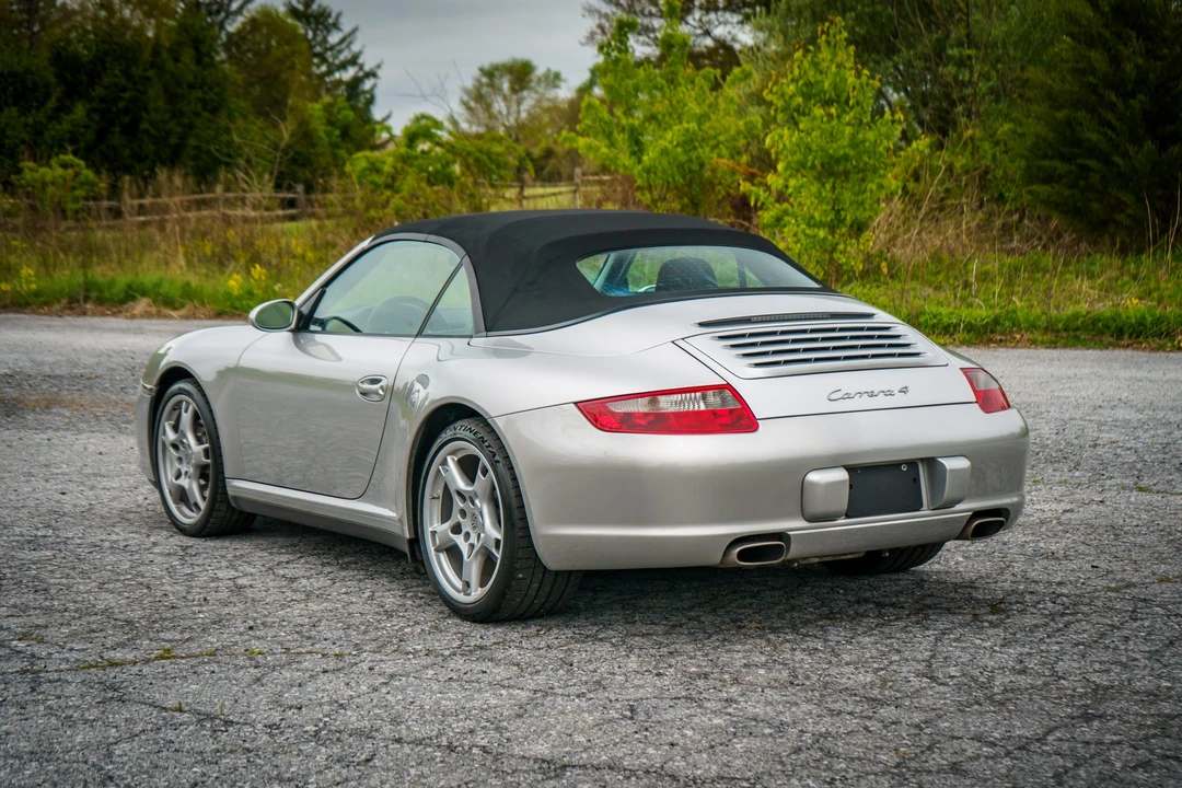 2007 Porsche 997 Carrera 4 - Image 7 of 31