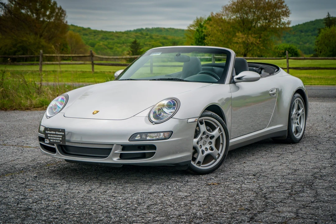 2007 Porsche 997 Carrera 4 - Image 21 of 31