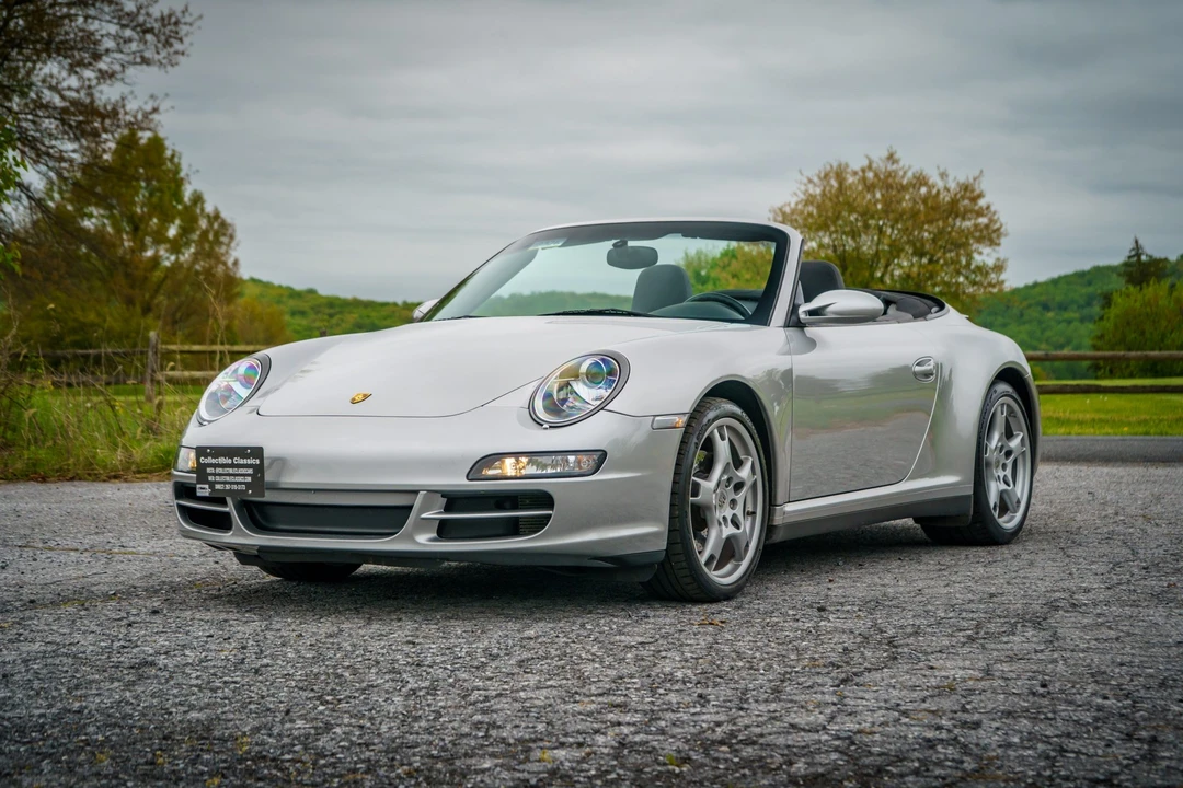 2007 Porsche 997 Carrera 4 - Image 19 of 31