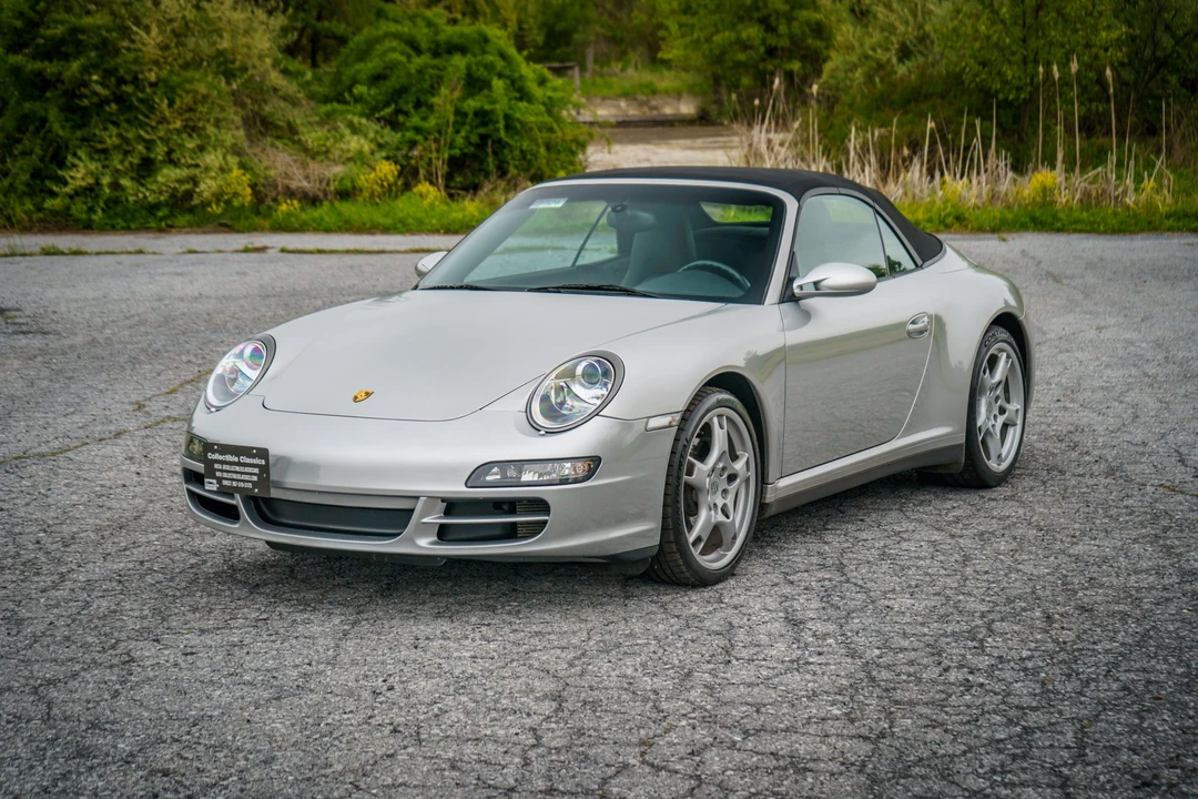 2007 Porsche 997 Carrera 4 - Image 2 of 31
