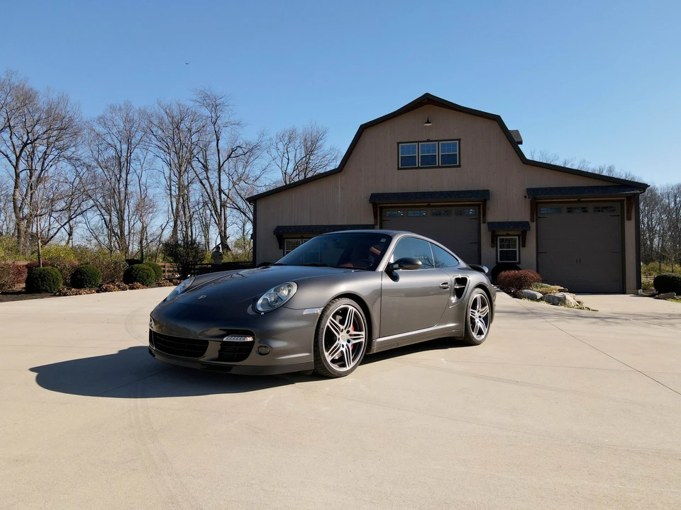 2007 Porsche 997 Turbo - Image 2 of 31